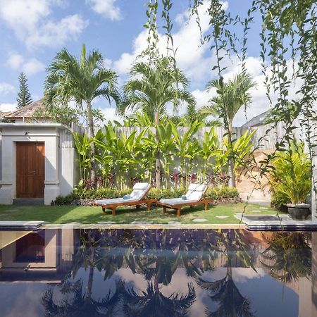 Bali Voyage Villa Seminyak Exterior foto