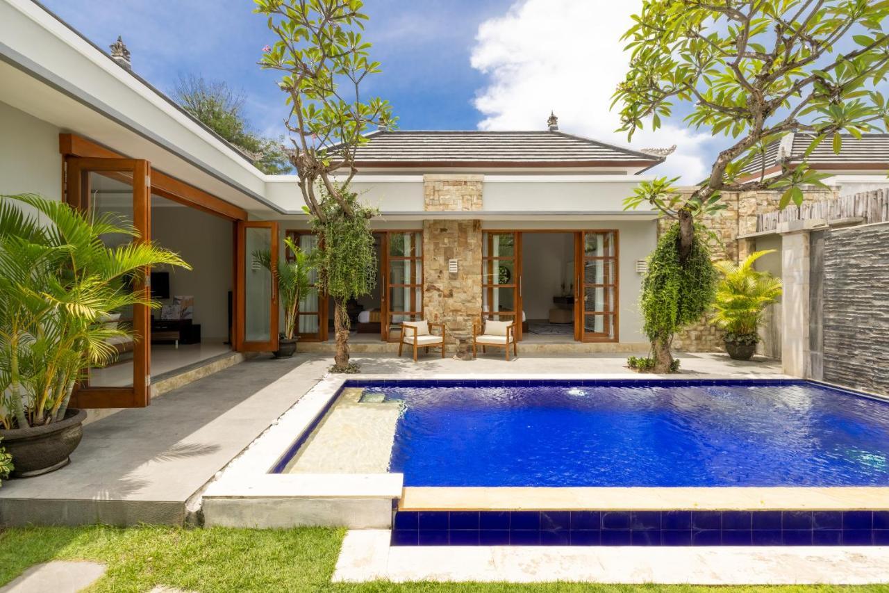 Bali Voyage Villa Seminyak Exterior foto